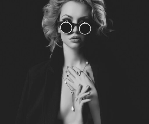 Video left description